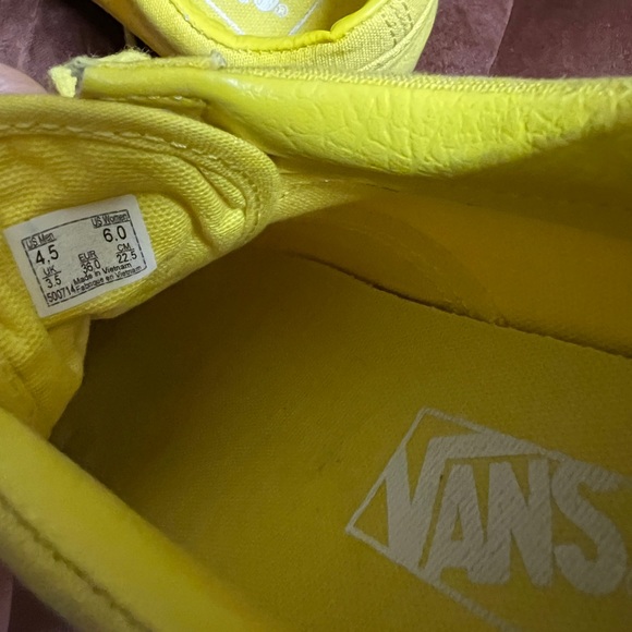 Vans Old Skool Translucent Skate Shoe - Yellow Monochrome - Picture 3 of 4
